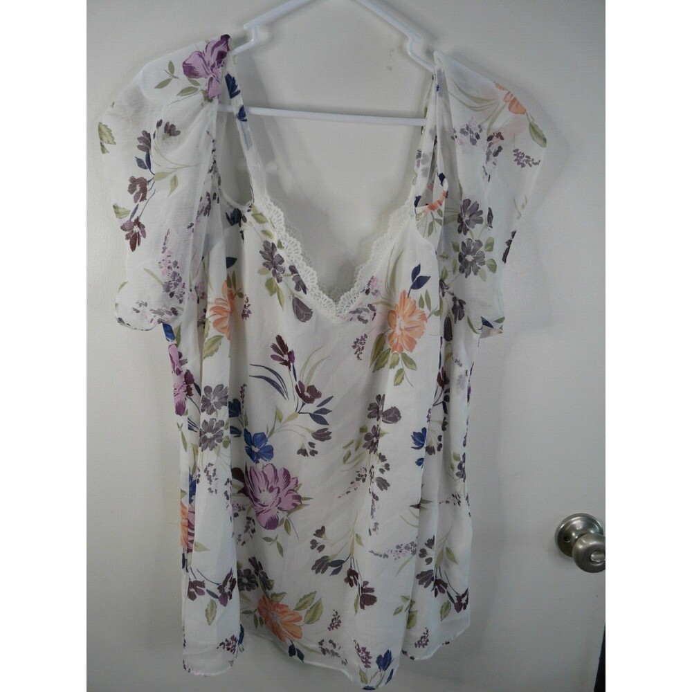 Torrid Womens 3 Short Sleeve Lace Trimmed V Neck Floral Top NWT